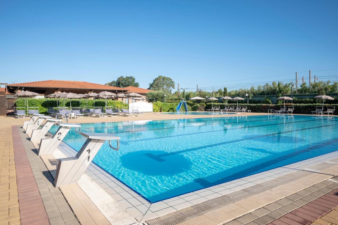 Villaggio Il Girasole Follonica Luaran gambar