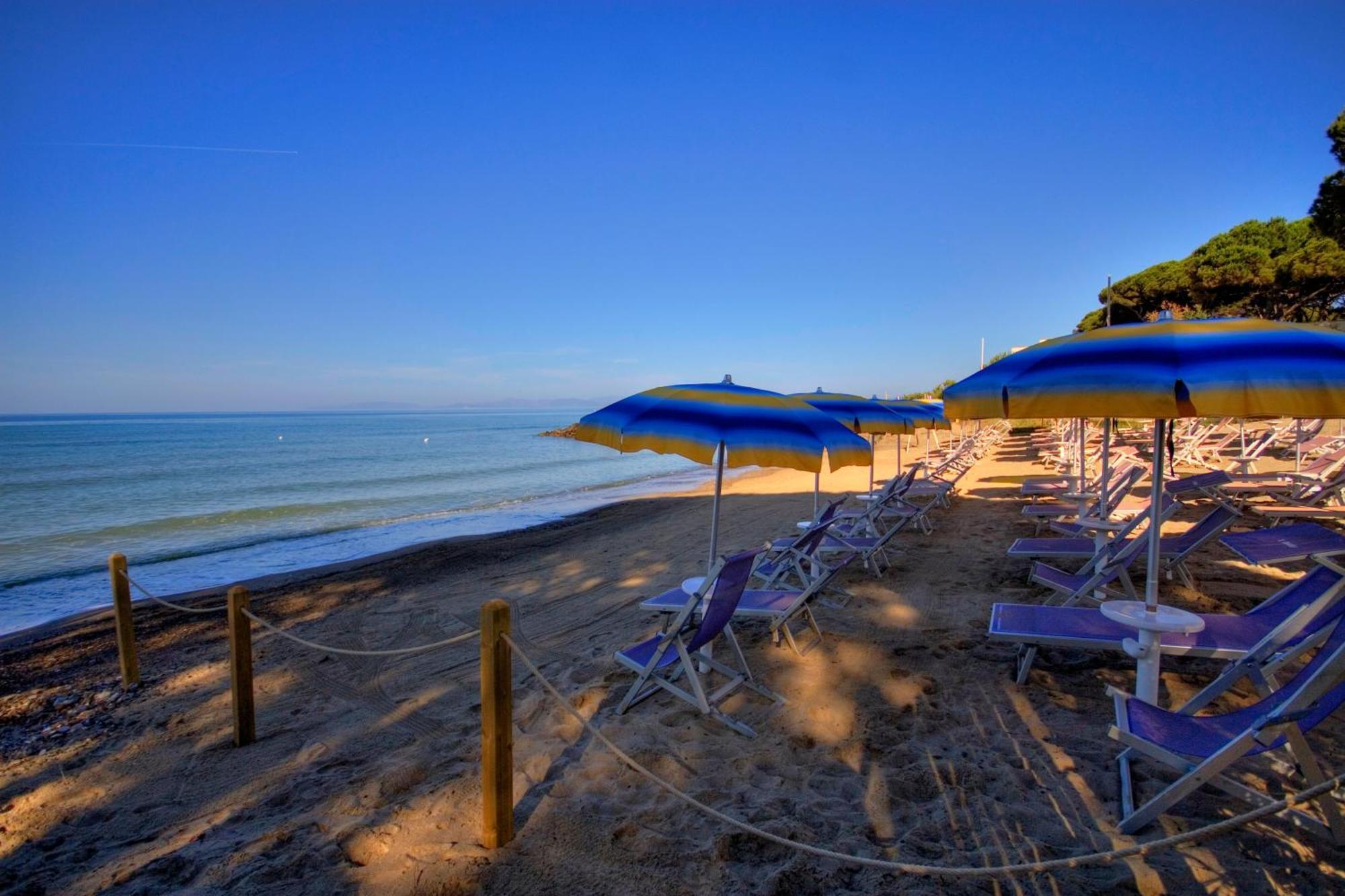 Villaggio Il Girasole Follonica Luaran gambar