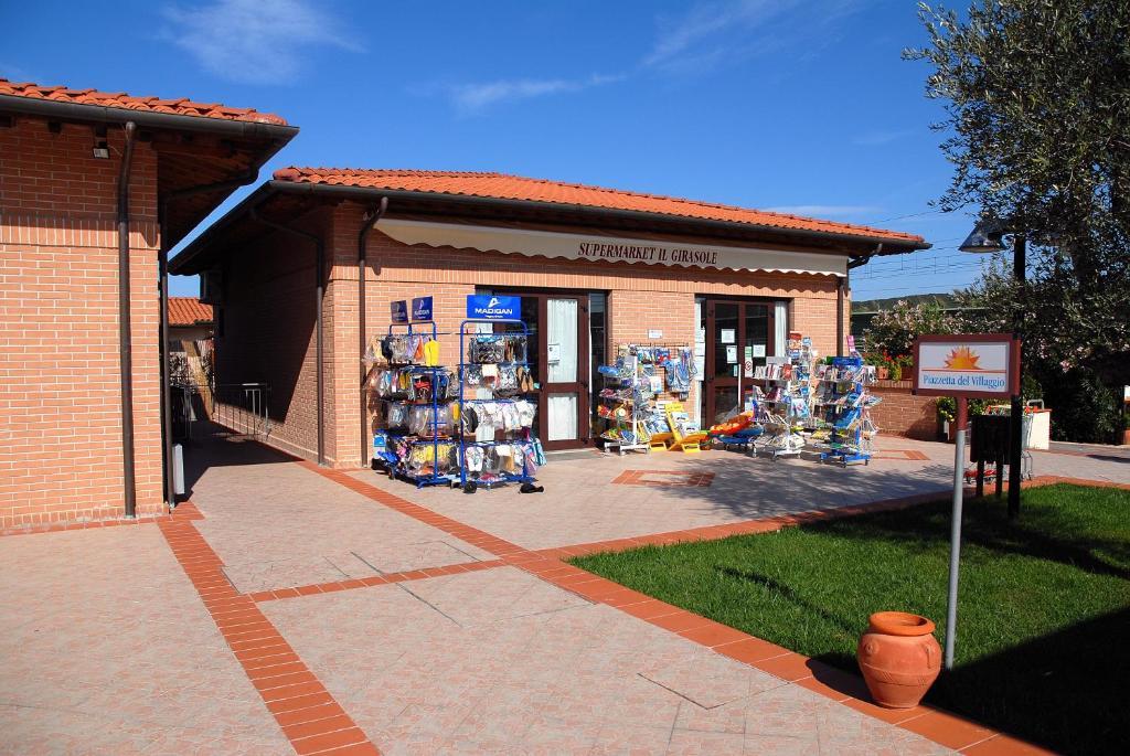 Villaggio Il Girasole Follonica Luaran gambar